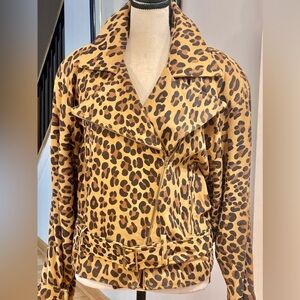 Awesome leopard suede leopard print VAKKO  biker style jacket!